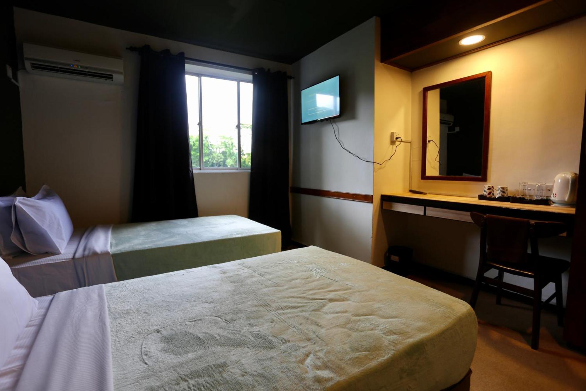 Fata Hotel By Project Borneo كوشنج المظهر الخارجي الصورة